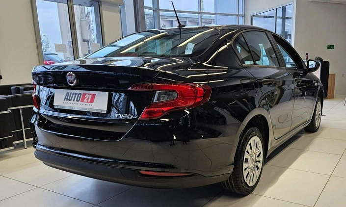 Fiat Tipo cena 48900 przebieg: 60199, rok produkcji 2021 z Korfantów małe 596